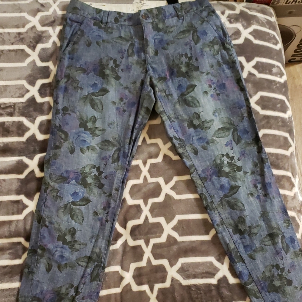 Floral soft denim pants